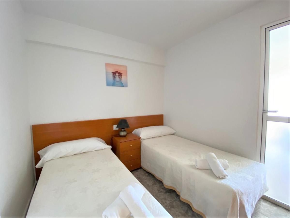 Carabelas Apartments 貝尼多姆 外观 照片