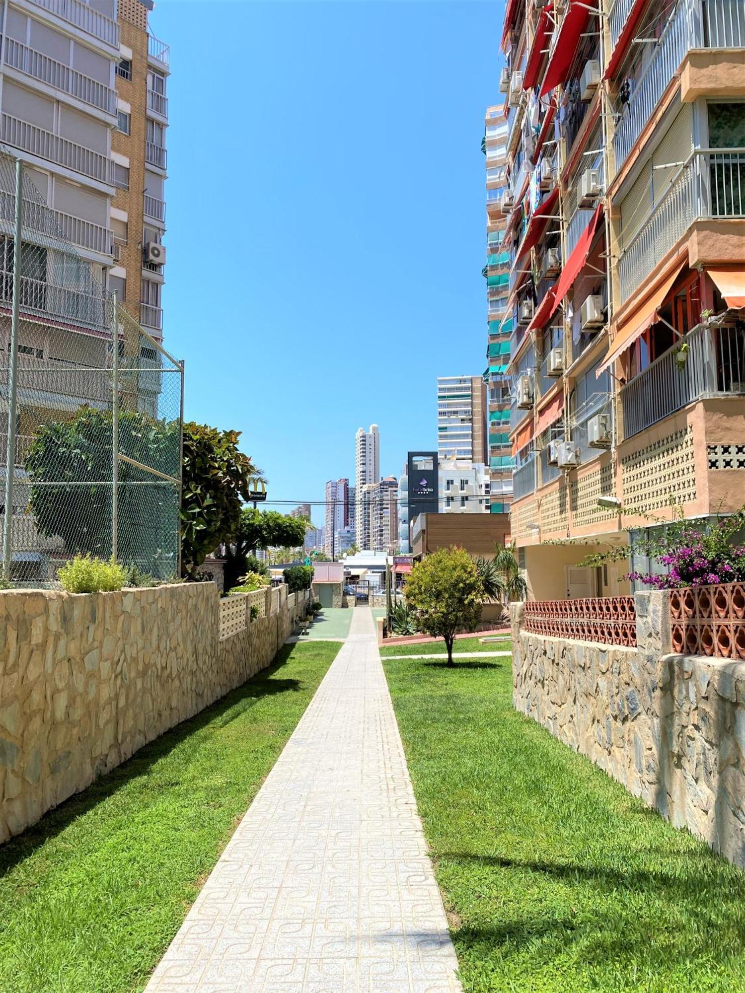 Carabelas Apartments 貝尼多姆 外观 照片